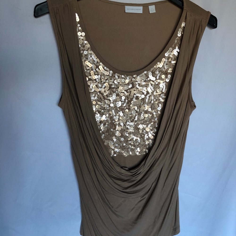 New York and Co Sequin Tank